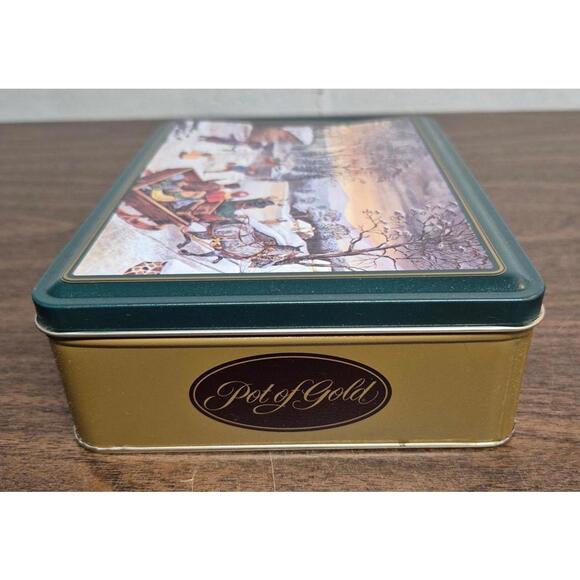Pot of Gold Vintage Candy Tin with Winter Scene - Picture 4 of 7